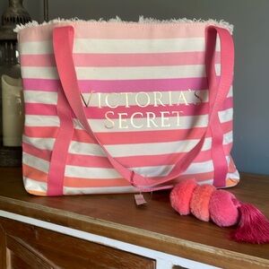 V.S. BEACH BAG!